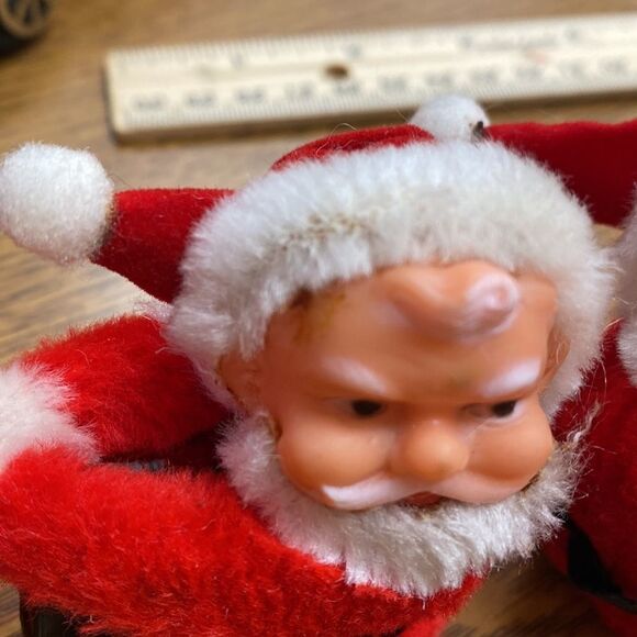 3 Vintage Swivel headed pencil huggers clip Ons 2 1/2 inches high - Picture 8 of 8